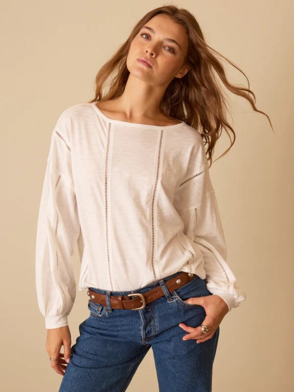 🫧Grey State White Long-Sleeve Top🫧